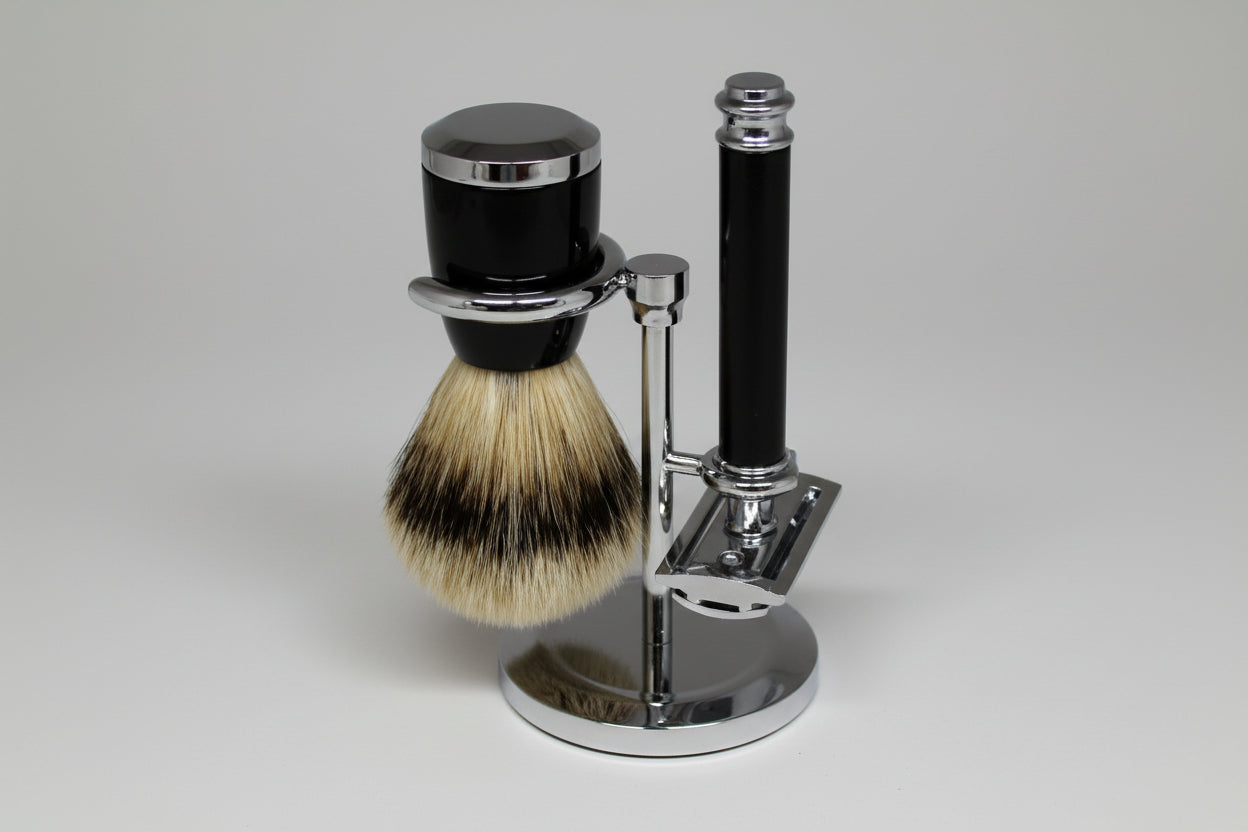 Black acrylic shaving set with safety razor
